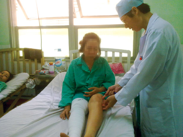 Bệnh nhân Nguyễn Thị Lệ đang điều trị